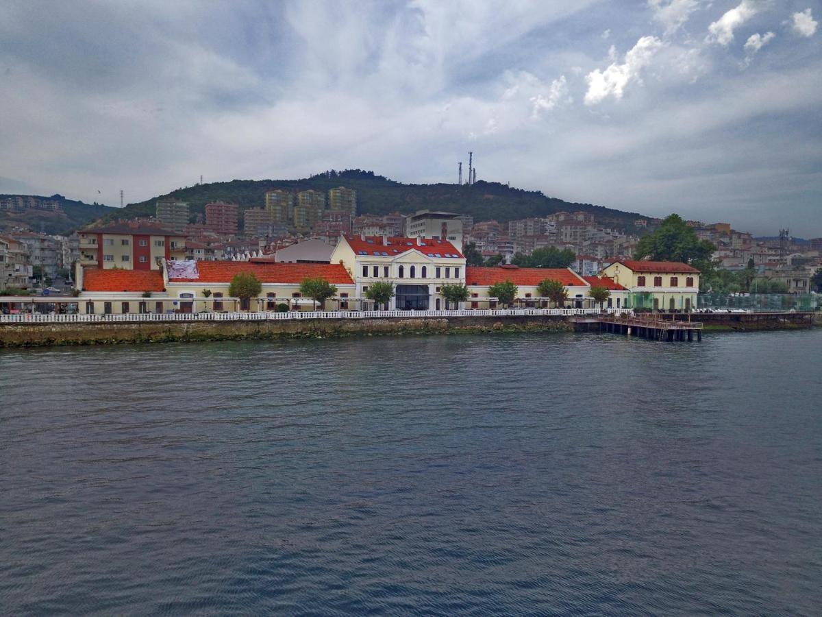 Montania Special Class Hotel Mudanya Eksteriør bilde